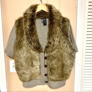 BISOU BISOU Faux Fur Sweater Size L
